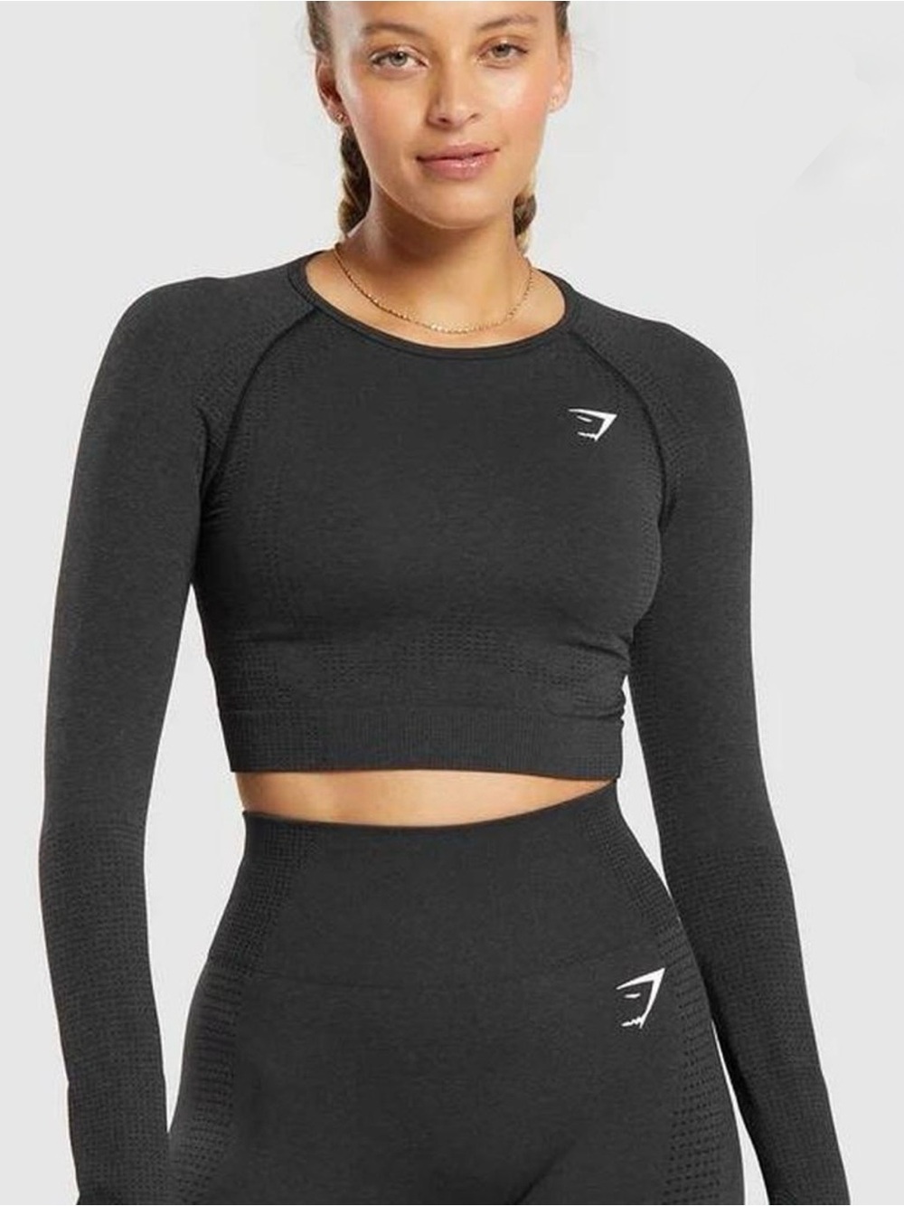 Gymshark Women’s Long Sleeve Seamless Crop Top - Charcoal Black